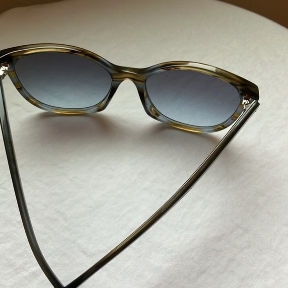 Ralph Ralph Lauren: Gray/ Brown striped- gray gradient- sunglasses - Picture 10 of 16